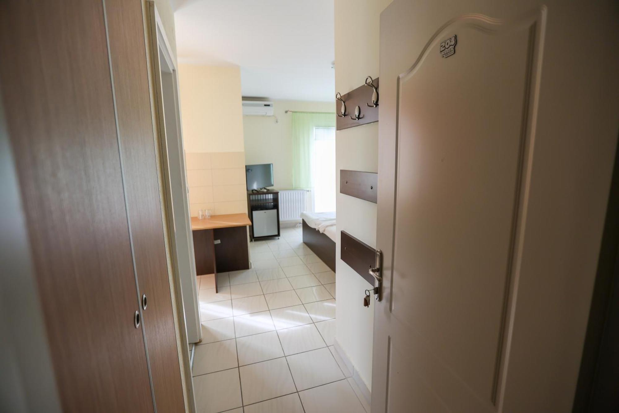 Hotel Marex Centar Jabuka Exterior foto